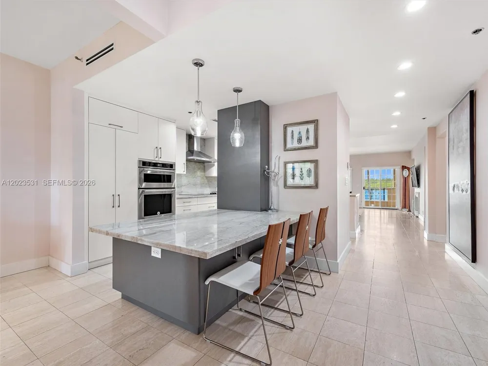 2425 Fisher Island Dr #5205 Miami Beach, FL 33109