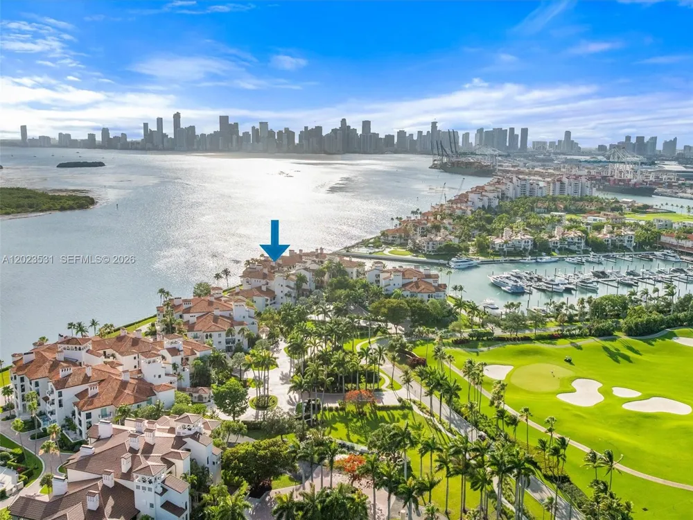 2425 Fisher Island Dr #5205 Miami Beach, FL 33109