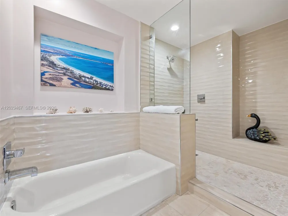 2425 Fisher Island Dr #5205 Miami Beach, FL 33109