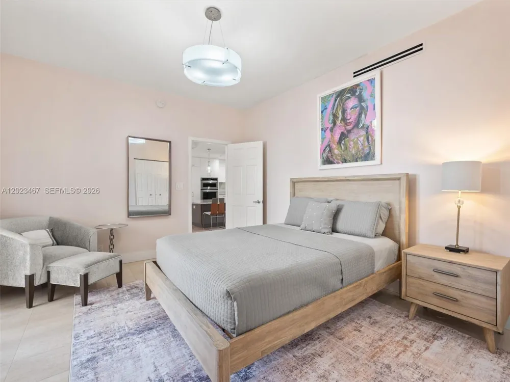 2425 Fisher Island Dr #5205 Miami Beach, FL 33109
