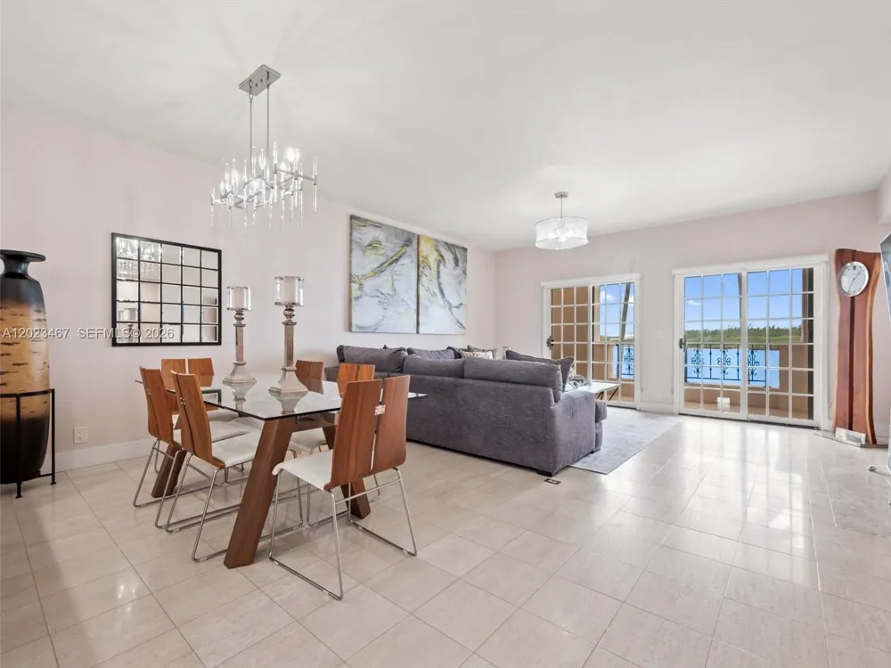 2425 Fisher Island Dr #5205 Miami Beach, FL 33109
