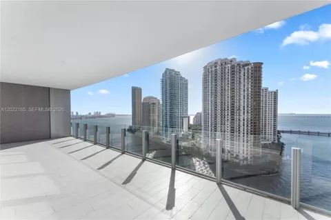 300 Biscayne Blvd Way #1802