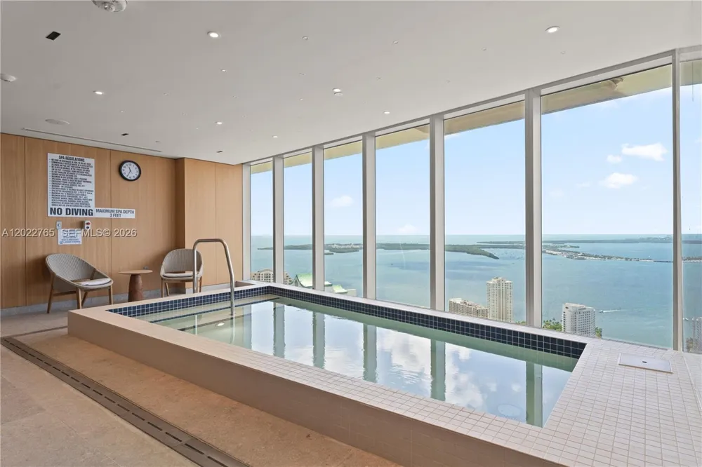 300 Biscayne Blvd Way #1802 Miami, FL 33131