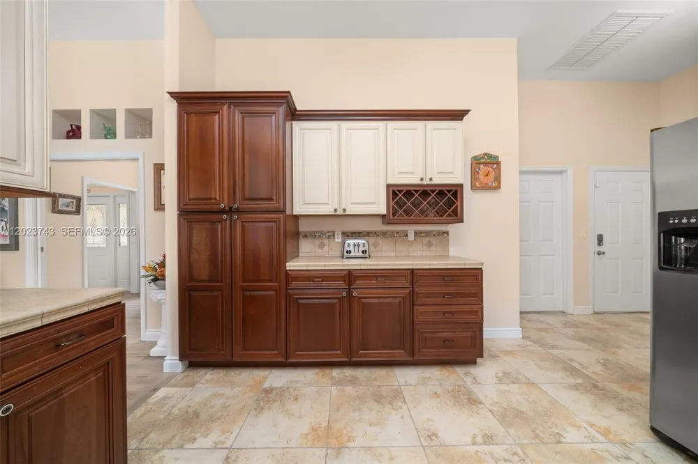 9526 Kingfisher PL Sebring, FL 33875