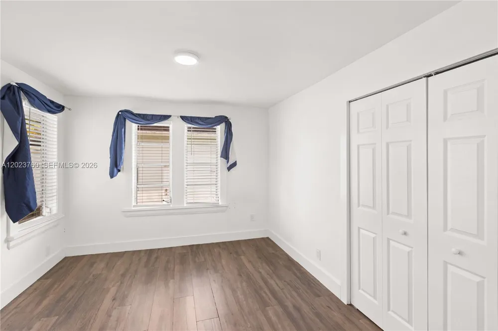900 Tangier St Coral Gables, FL 33134