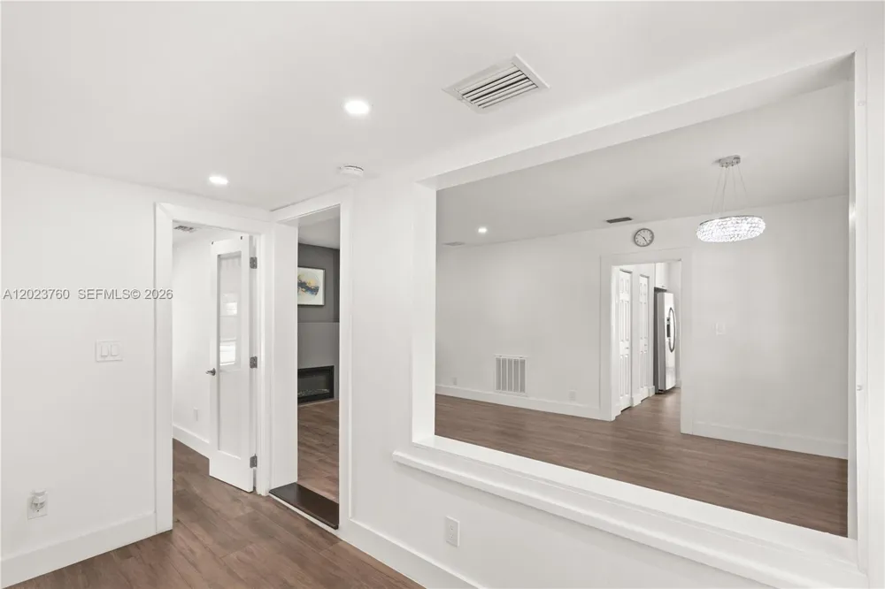 900 Tangier St Coral Gables, FL 33134