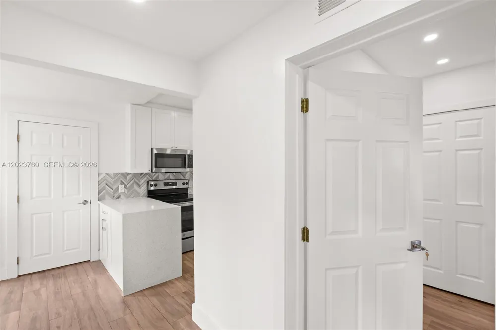 900 Tangier St Coral Gables, FL 33134