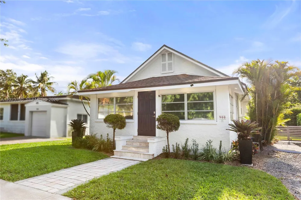 900 Tangier St Coral Gables, FL 33134