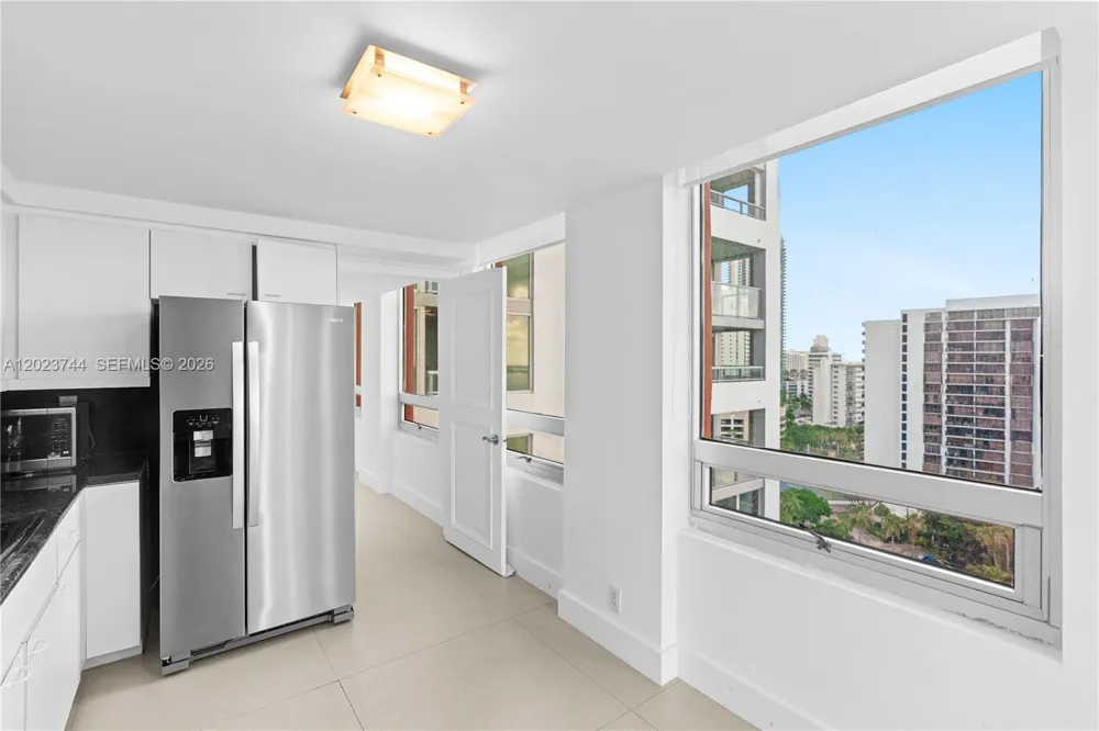 1541 Brickell Ave #C1607 Miami, FL 33129