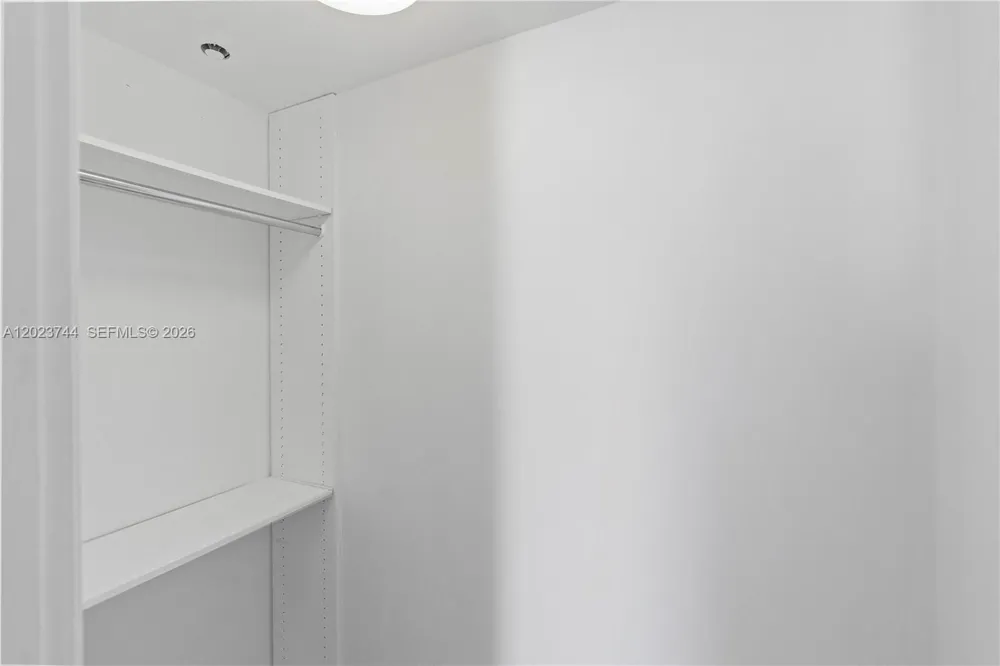 1541 Brickell Ave #C1607 Miami, FL 33129