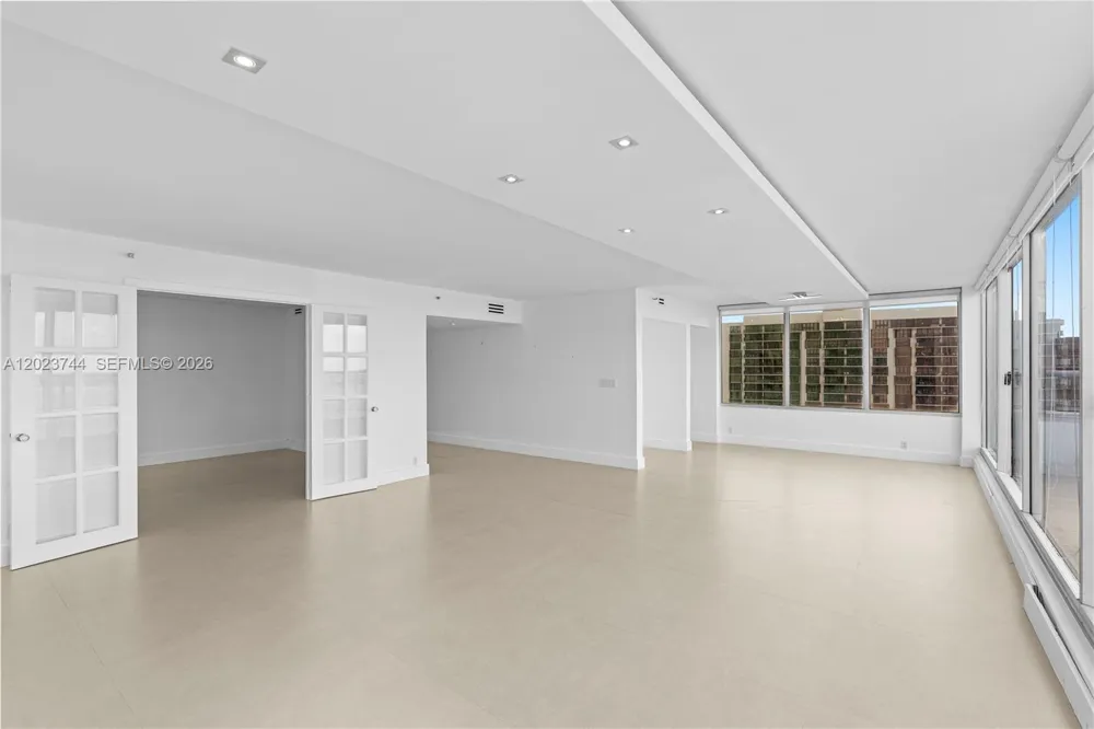 1541 Brickell Ave #C1607 Miami, FL 33129