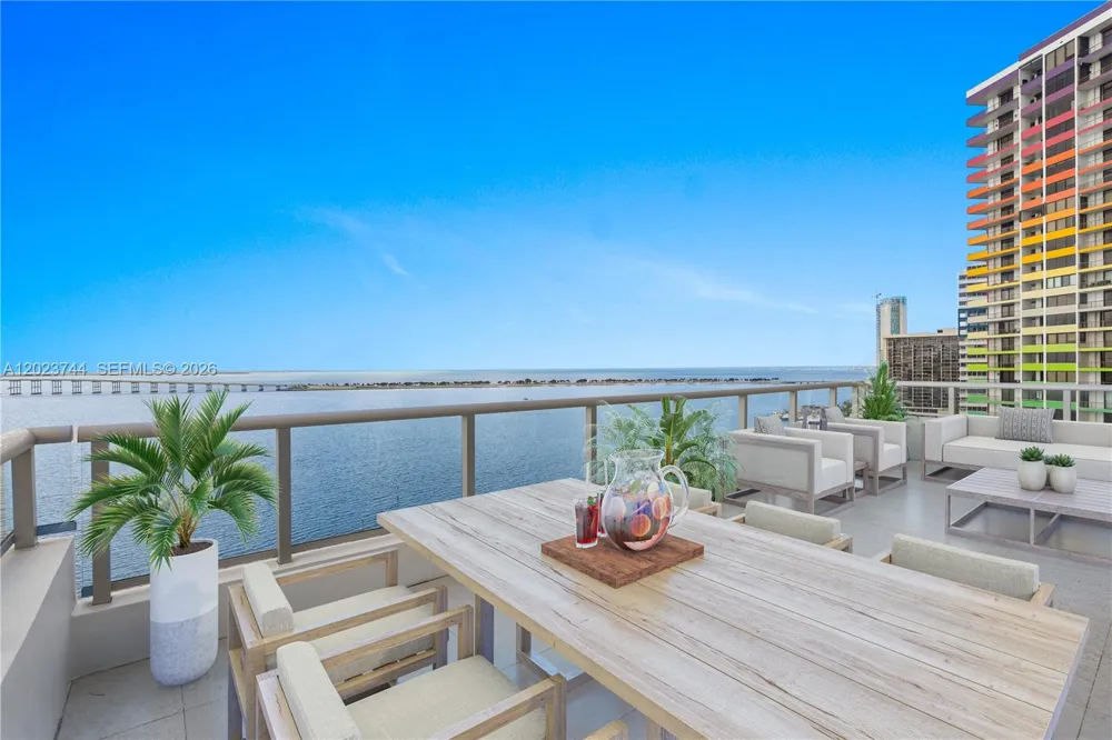 1541 Brickell Ave #C1607 Miami, FL 33129
