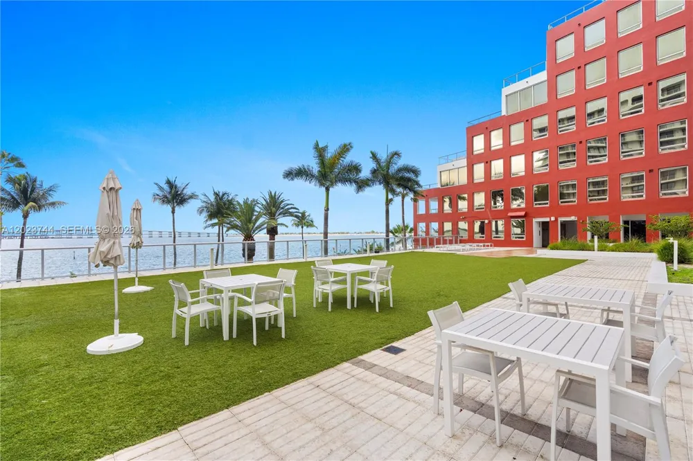 1541 Brickell Ave #C1607 Miami, FL 33129