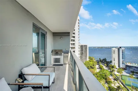 1451 Brickell Ave #1604