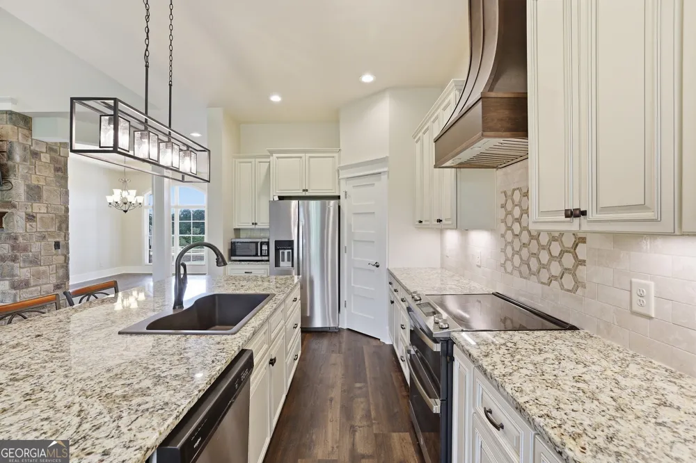 1206 Indigo CT Demorest, GA 30535