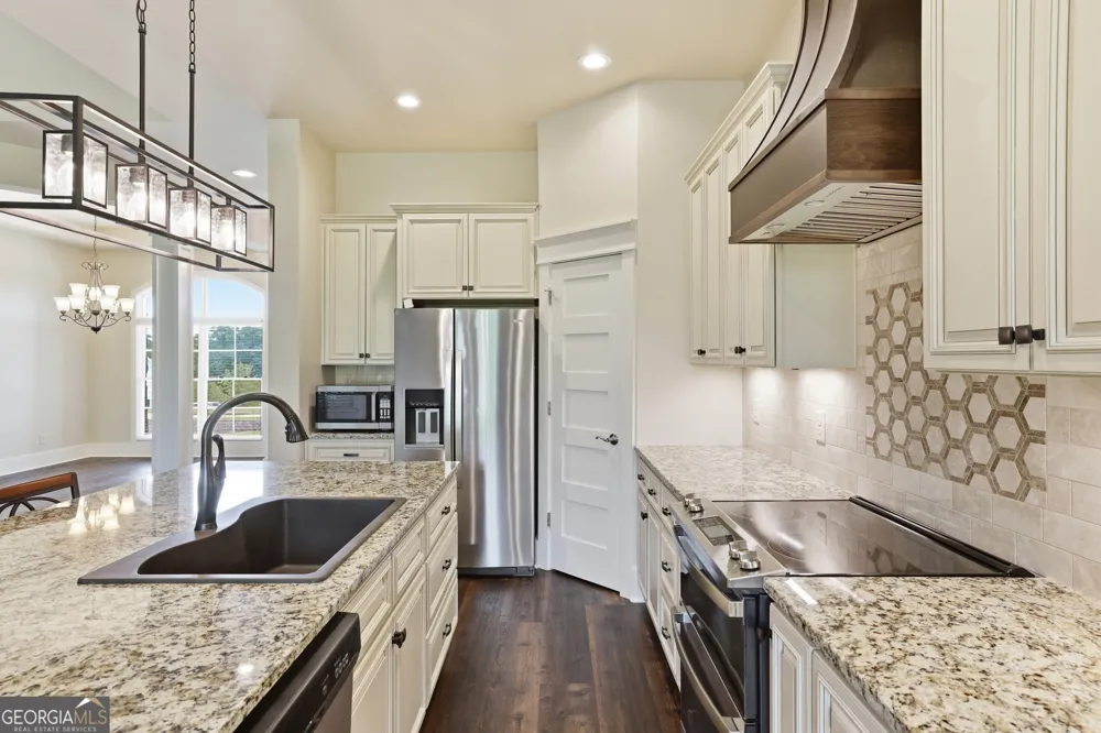 1206 Indigo CT Demorest, GA 30535