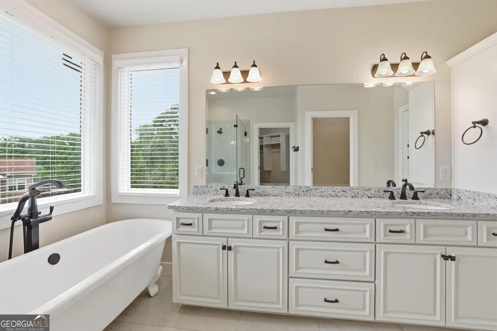 1206 Indigo CT Demorest, GA 30535