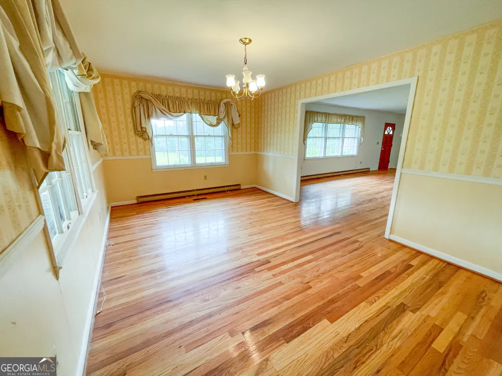 7517 Blacks Bluff RD SW Cave Spring, GA 30124