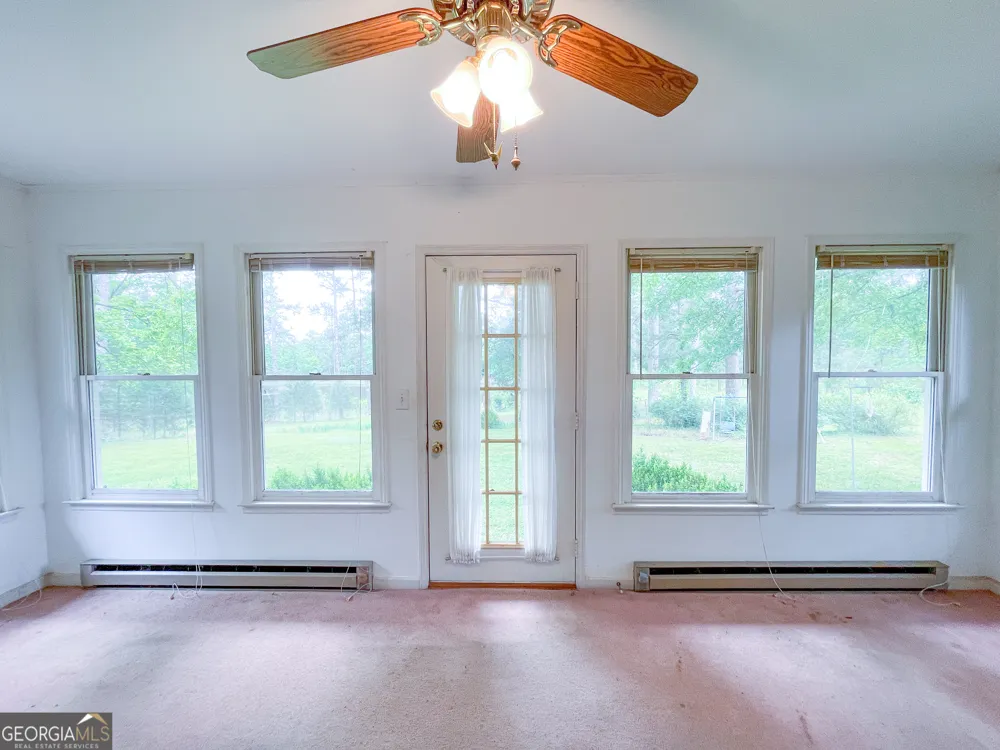 7517 Blacks Bluff RD SW Cave Spring, GA 30124