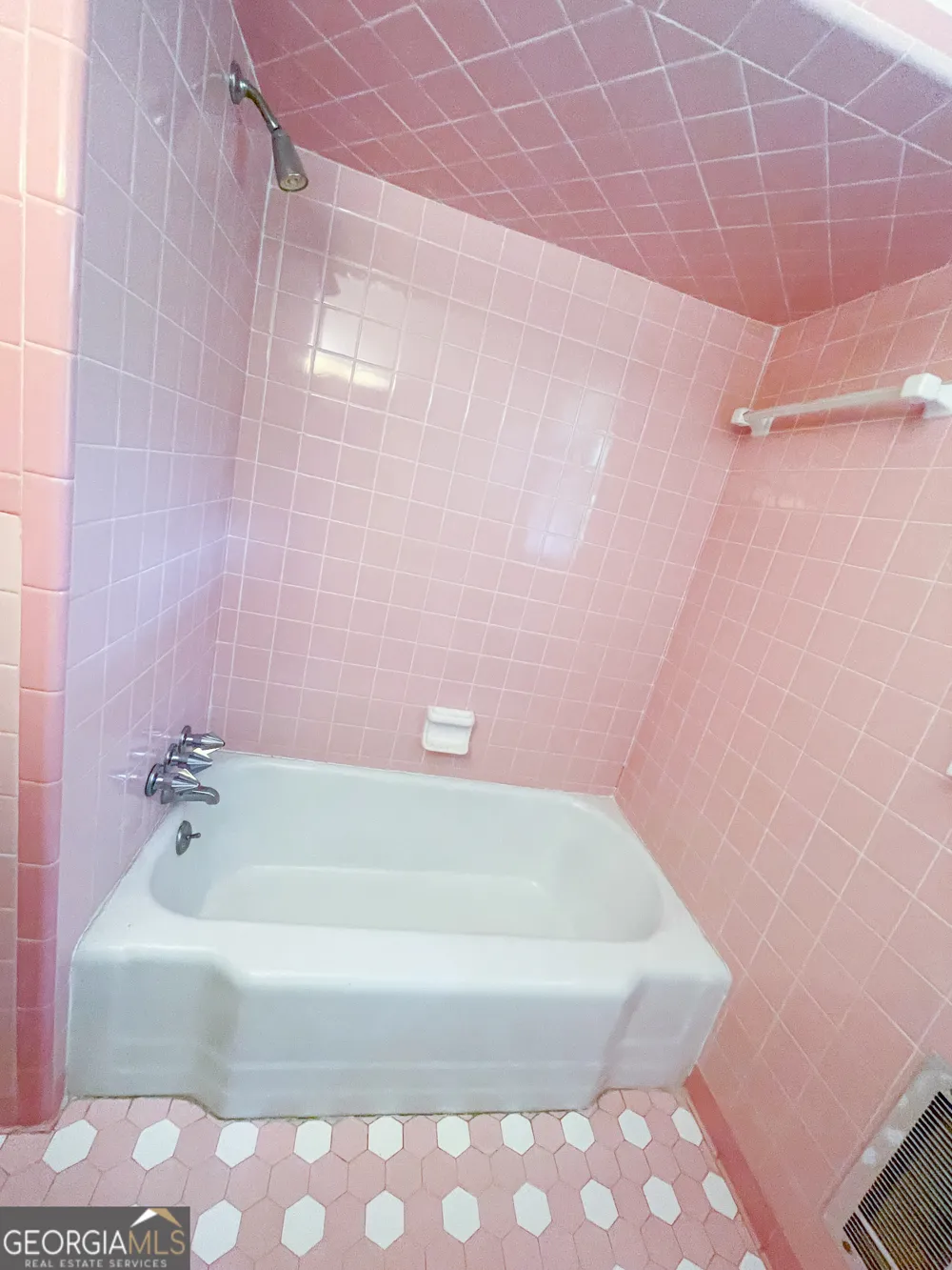 7517 Blacks Bluff RD SW Cave Spring, GA 30124