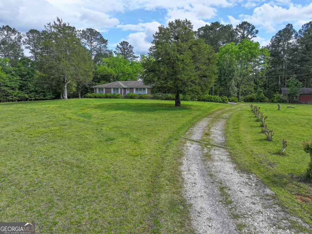 7517 Blacks Bluff RD SW Cave Spring, GA 30124