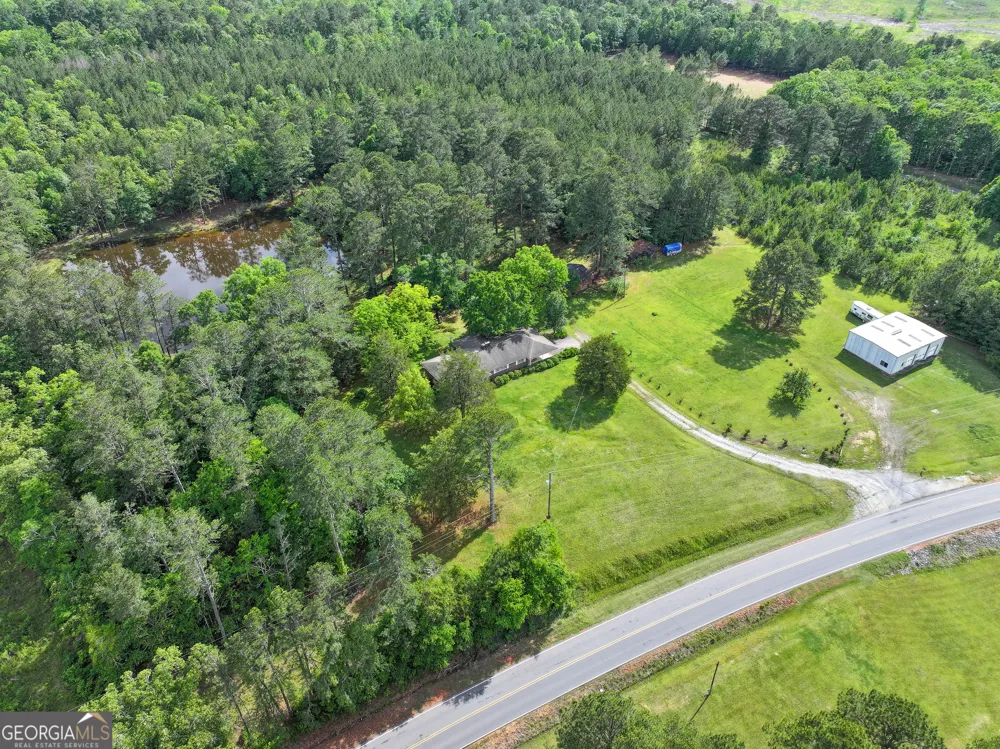 7517 Blacks Bluff RD SW Cave Spring, GA 30124