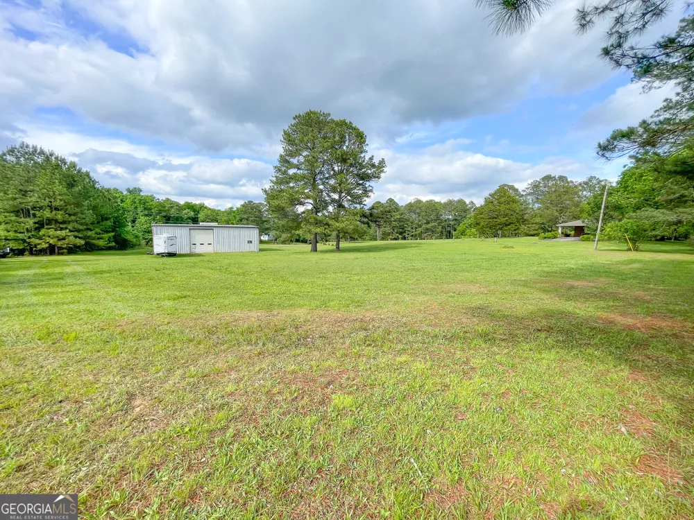 7517 Blacks Bluff RD SW Cave Spring, GA 30124