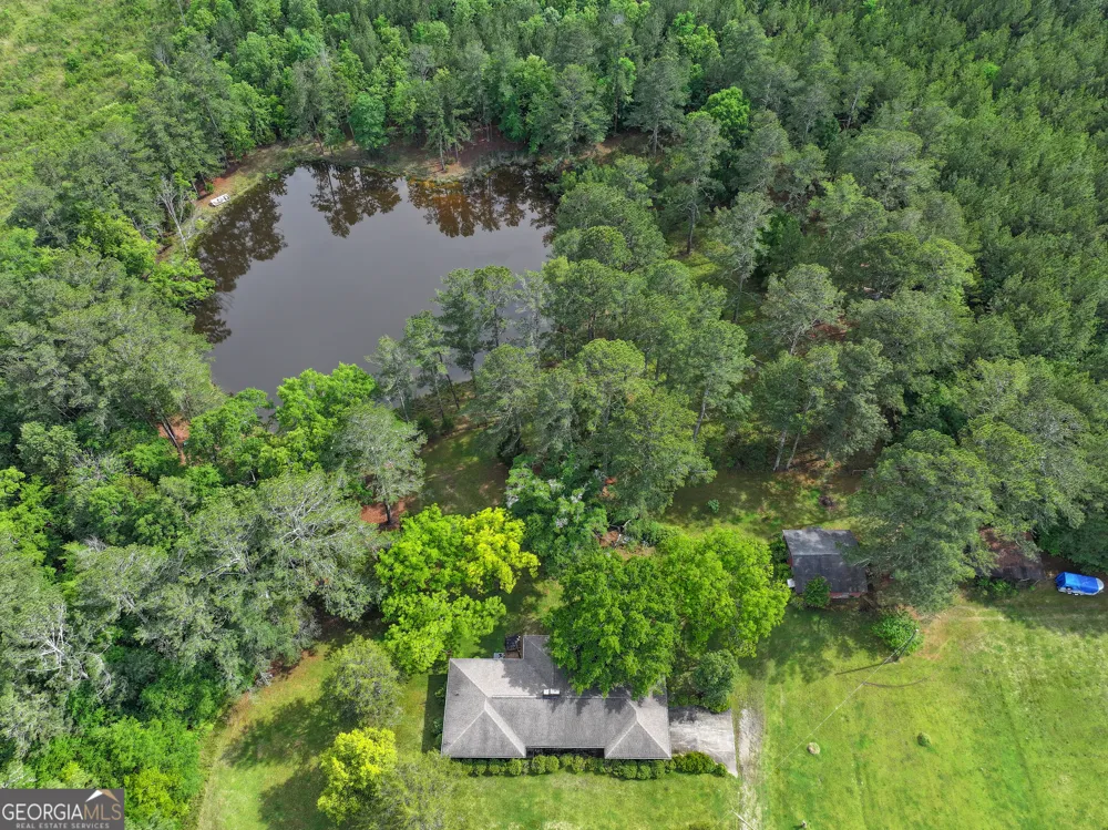 7517 Blacks Bluff RD SW Cave Spring, GA 30124