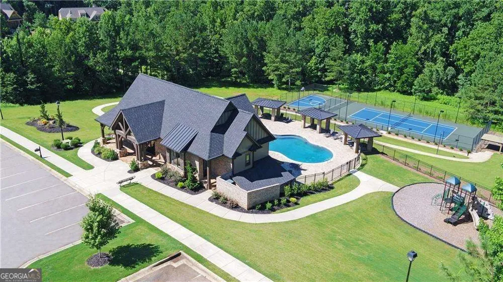 1194 Pinnacle DR Hoschton, GA 30548