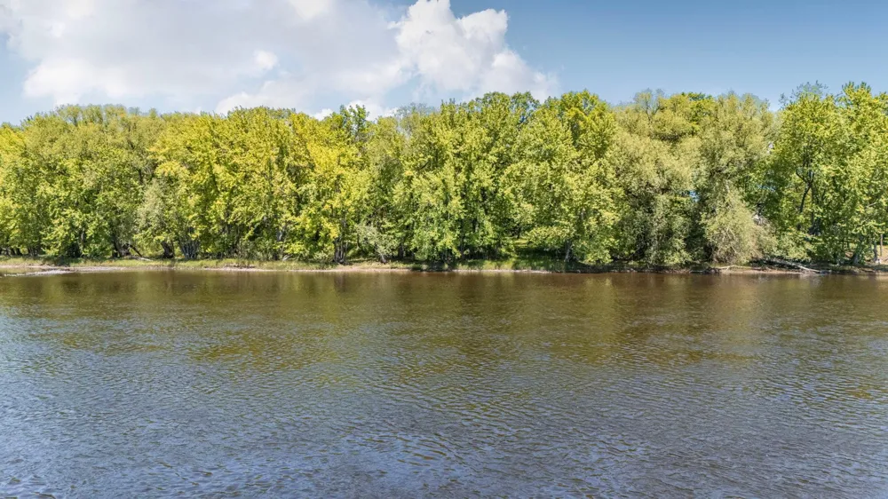 6600 Canary Road NW Royalton, MN 56373