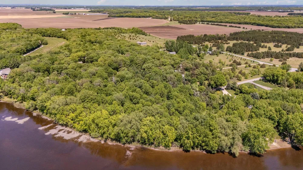 6600 Canary Road NW Royalton, MN 56373