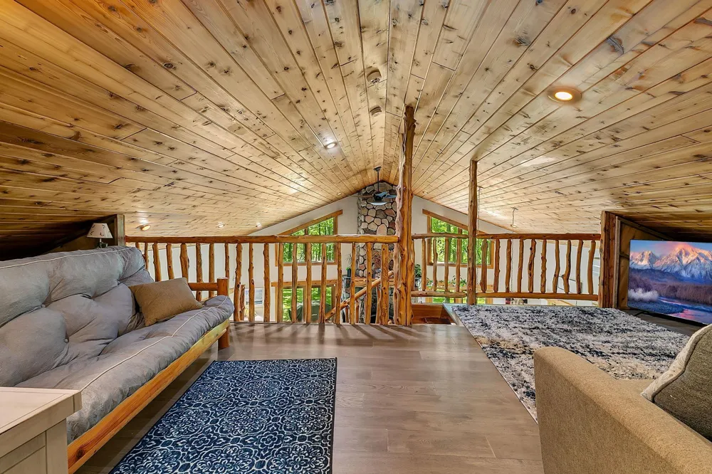 6600 Canary Road NW Royalton, MN 56373