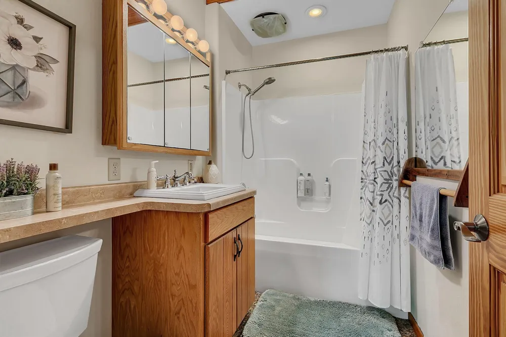 6600 Canary Road NW Royalton, MN 56373