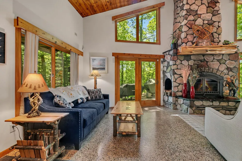6600 Canary Road NW Royalton, MN 56373