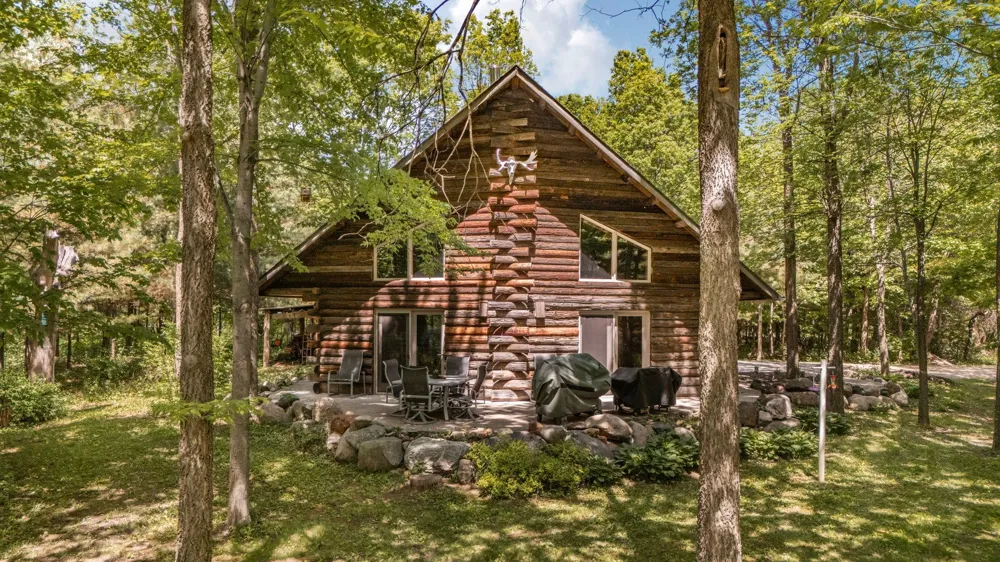 6600 Canary Road NW Royalton, MN 56373