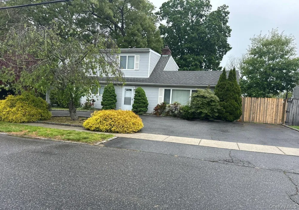 22 William Street Copiague, NY 11726