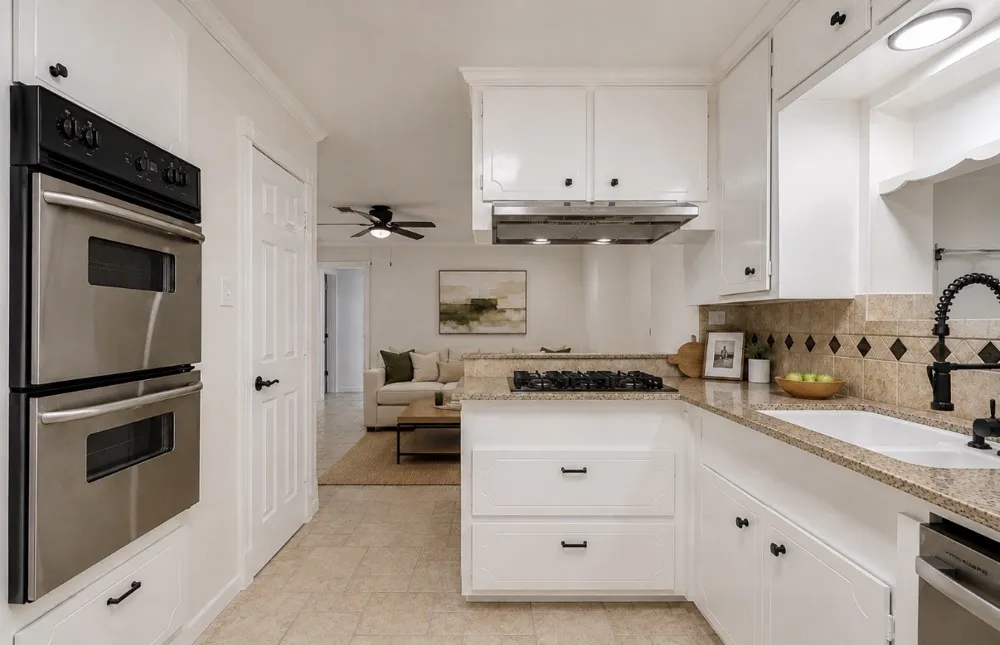 2708 Tallow Street Alvin, TX 77511