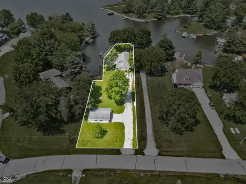 884 SE Ontario Trail