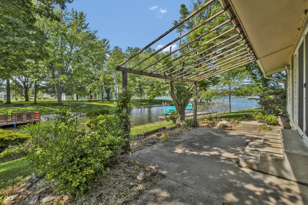 884 SE Ontario Trail Greensburg, IN 47240