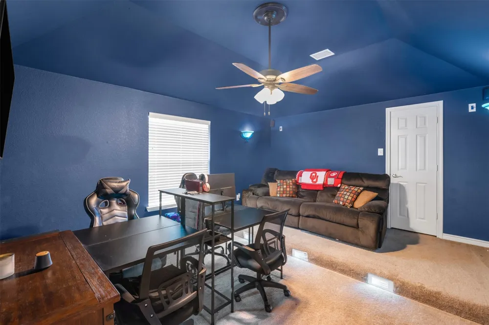 1232 Clearbrook Drive Kennedale, TX 76060