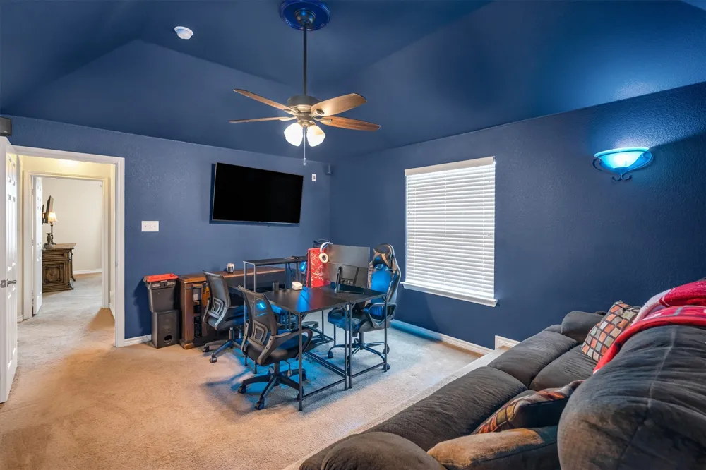 1232 Clearbrook Drive Kennedale, TX 76060