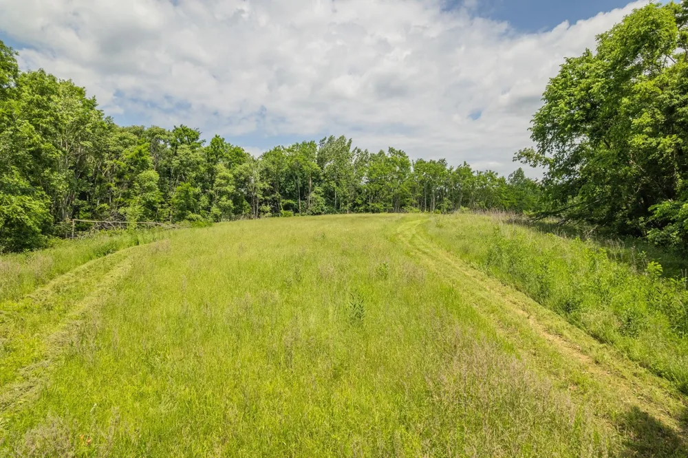 0 Haze Hyde Hollow Rd Bethpage, TN 37022