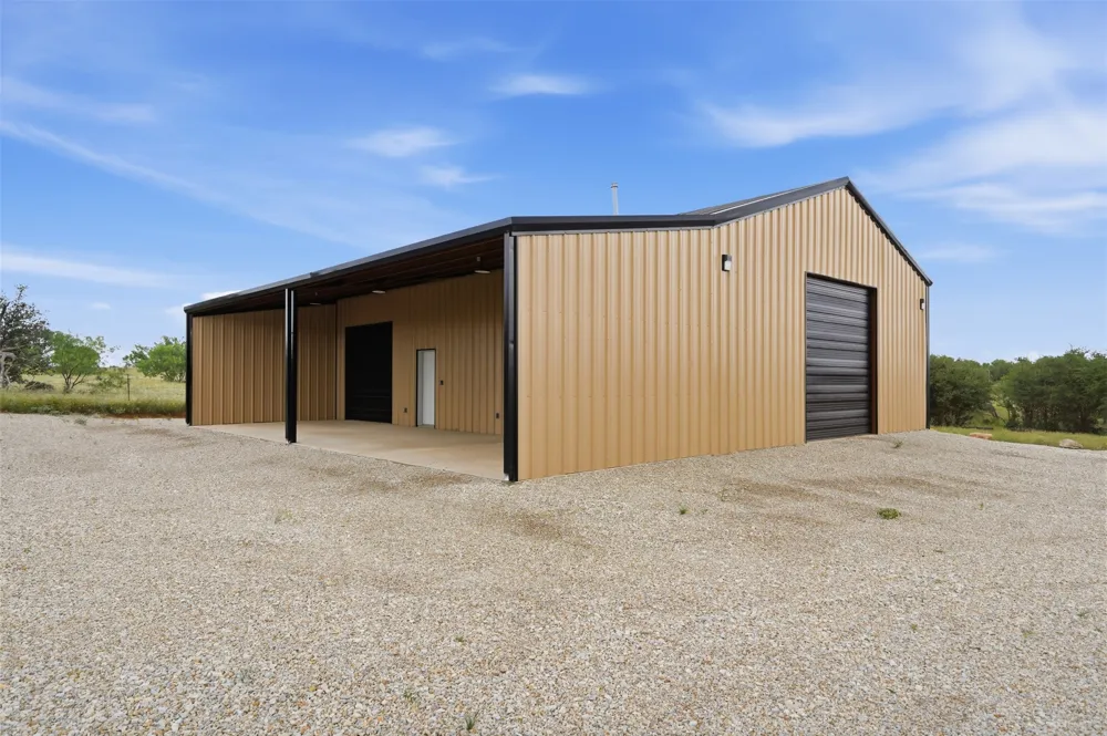 1083 Antler Drive Strawn, TX 76475