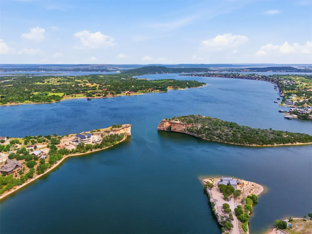 1083 Antler Drive Strawn, TX 76475