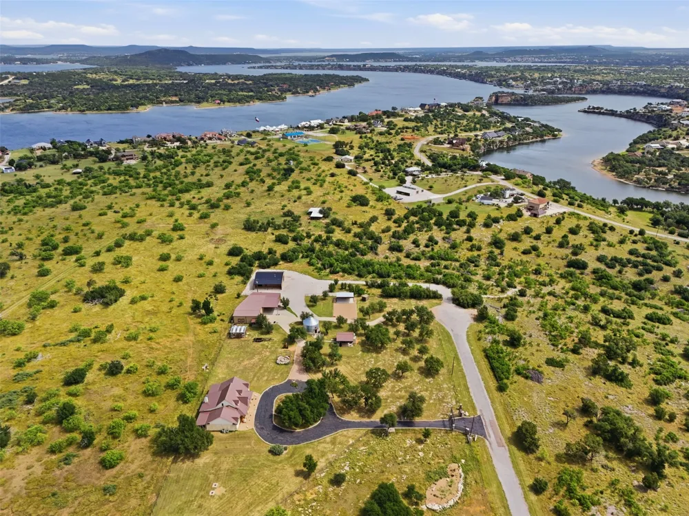 1083 Antler Drive Strawn, TX 76475