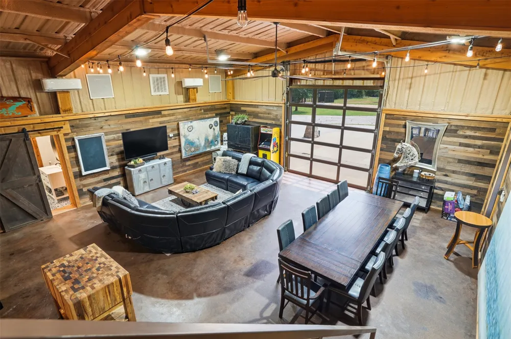1083 Antler Drive Strawn, TX 76475