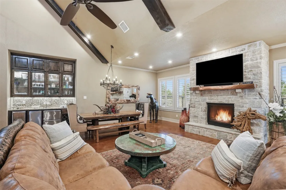 1083 Antler Drive Strawn, TX 76475
