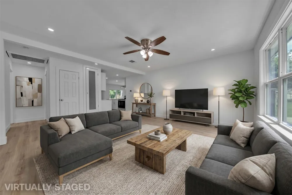 3265 Earle Drive Haltom City, TX 76117