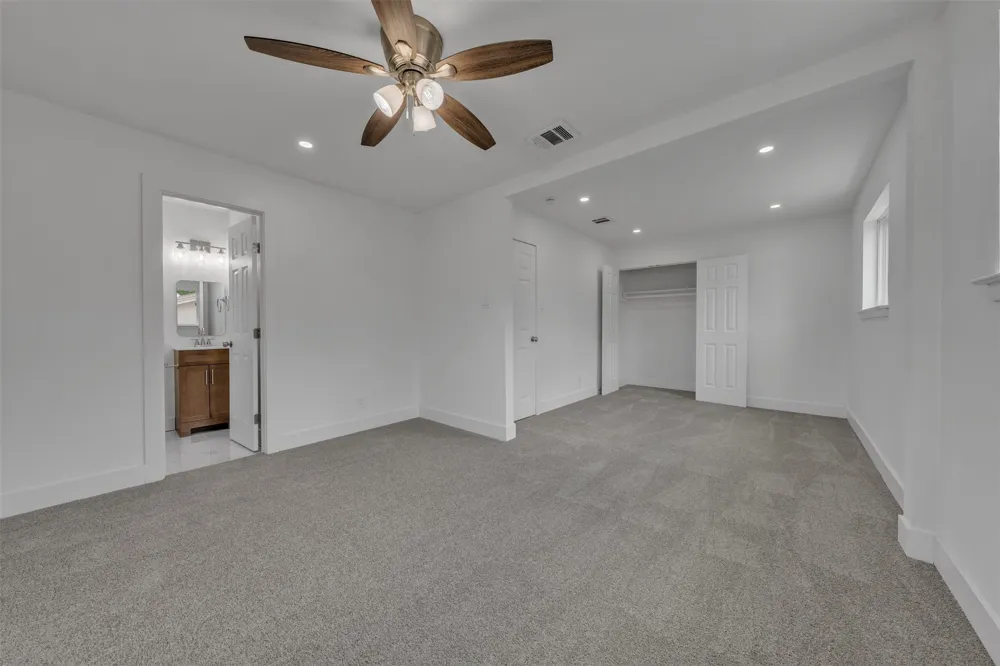 3265 Earle Drive Haltom City, TX 76117