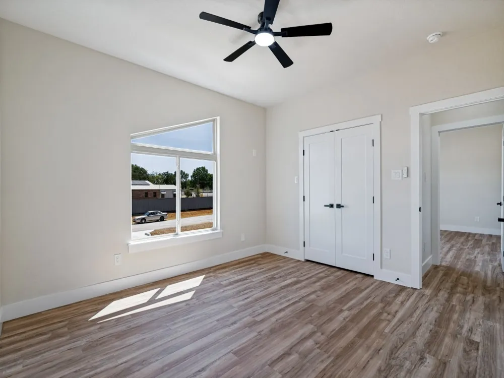 1007 Agua Escondida Court Springtown, TX 76082